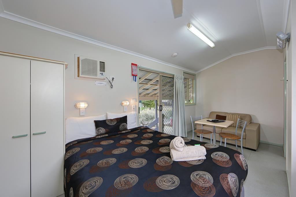 Dalby Tourist Park Hotel Buitenkant foto